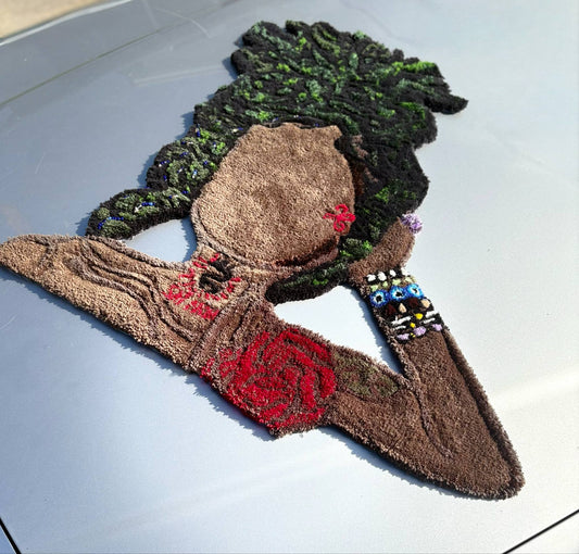 ✨DETAILED✨ Silhoutte Rug